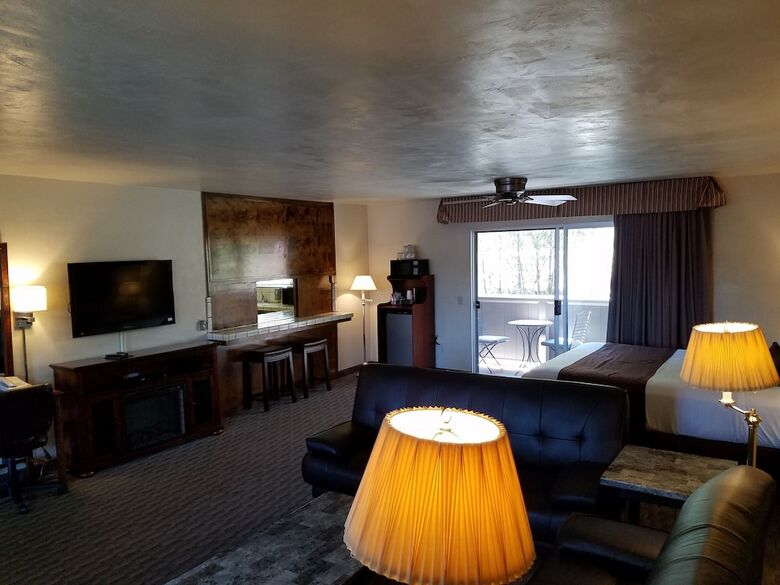 Motel Lone Oak Lodge