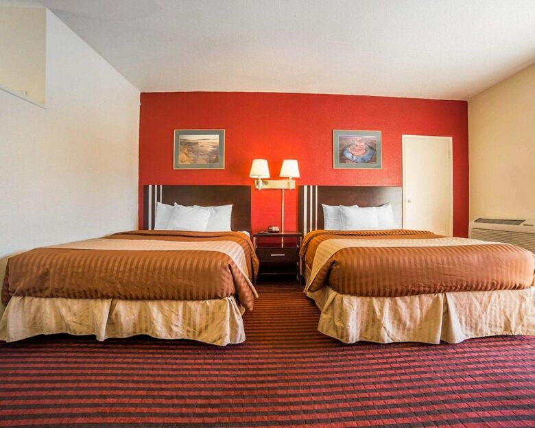 Hotel Rodeway Inn At Lake Powell