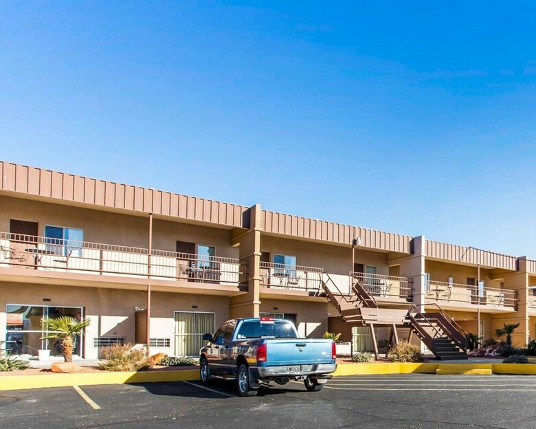 Hotel Rodeway Inn At Lake Powell