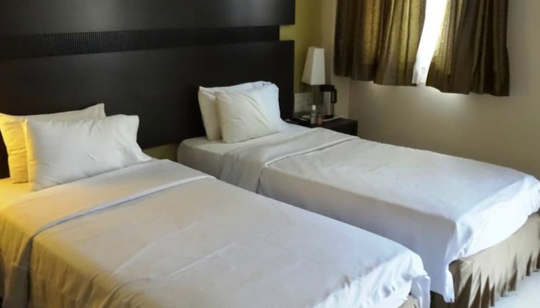 Chateau Windsor Hotel