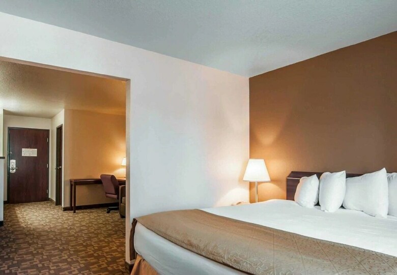 Hotel Quality Suites Keizer - North Salem