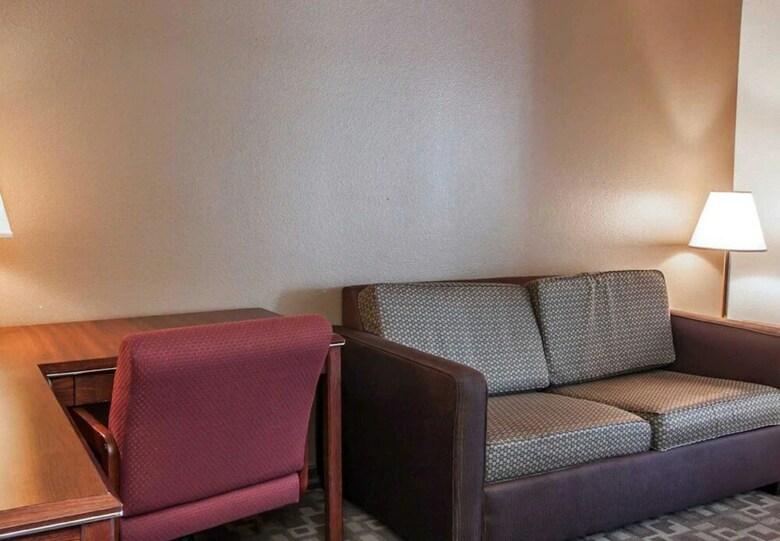 Hotel Quality Suites Keizer - North Salem