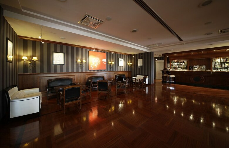 Savoy Beach Hotel