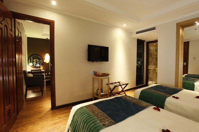 Essence Palace Hotel & Spa