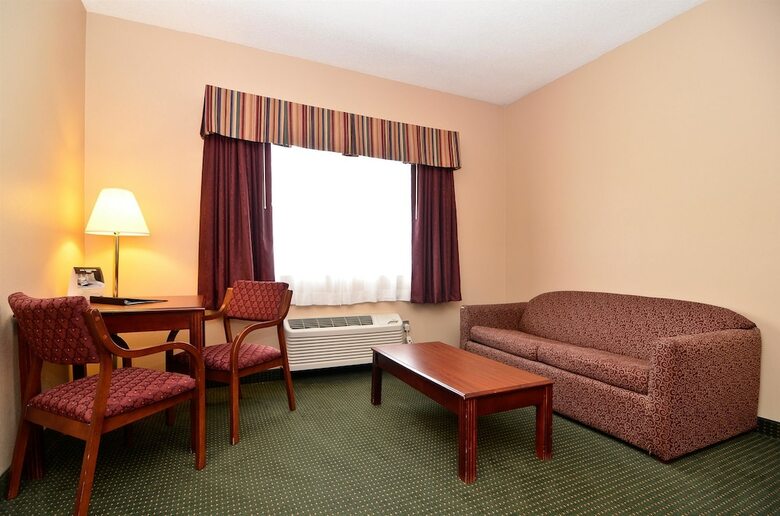 Hotel Americas Best Value Inn Wiggins