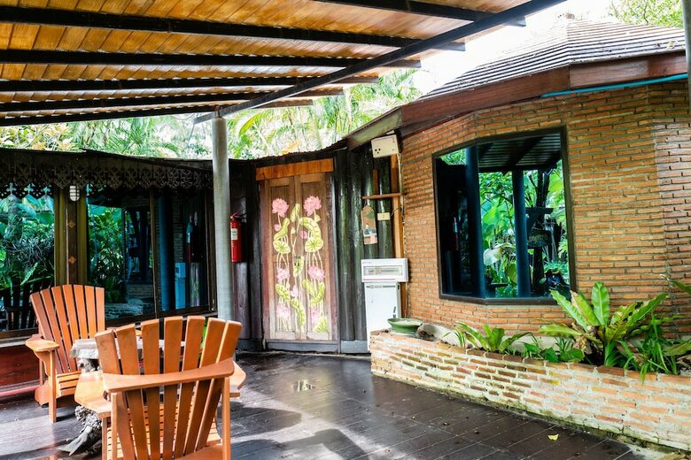 Apartamento Kaengkrachan Boathouse Paradise Resort