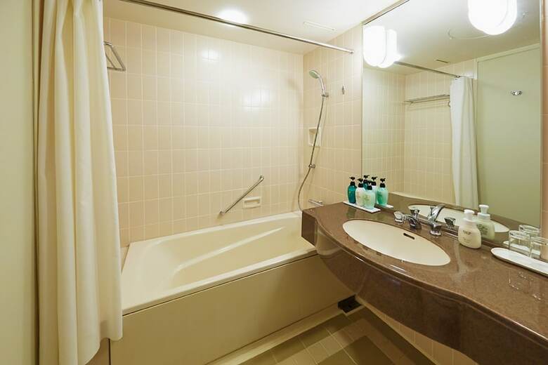 Royal Pines Hotel Urawa