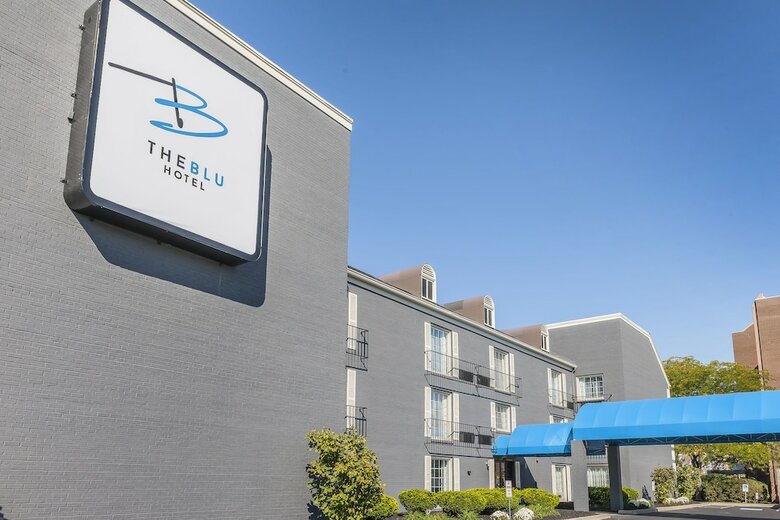The Blu Hotel, Ascend Hotel Collection