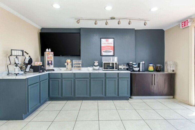 Hotel Econo Lodge Inn & Suites