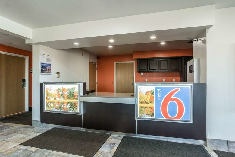 Motel 6 Barkeyville, Pa