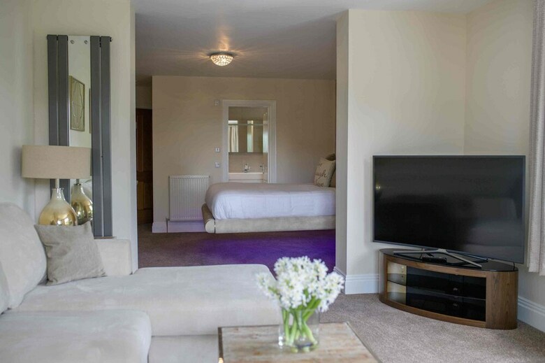 The Burnside Hotel