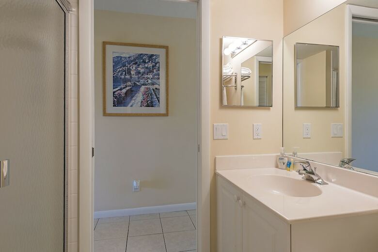 Marco Beach Vacation Suites
