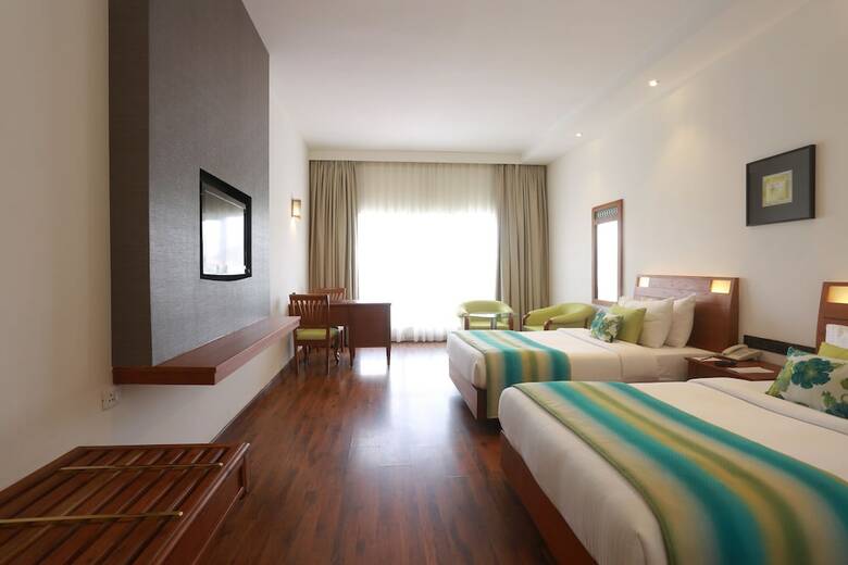 Hotel The Avenue Regent