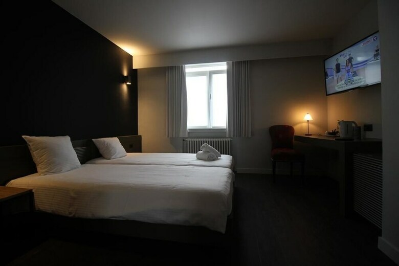 Cortina Hotel