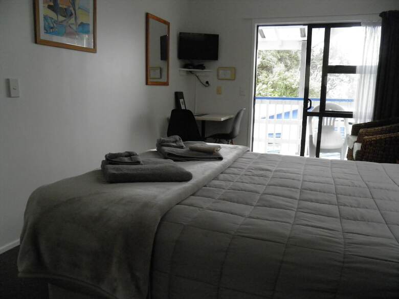 Blue Water Motel