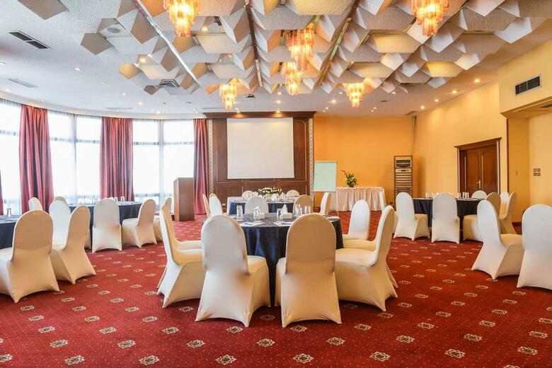 Hotel Golden Tulip Flamenco