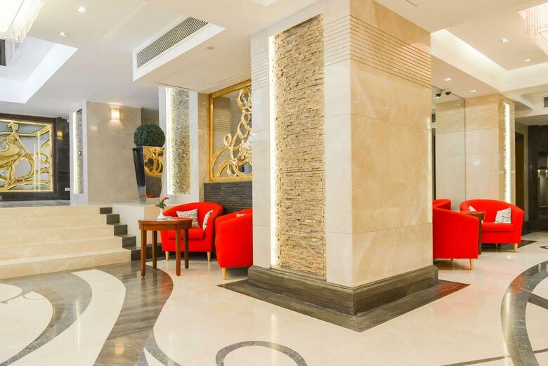 Hotel Golden Tulip Flamenco