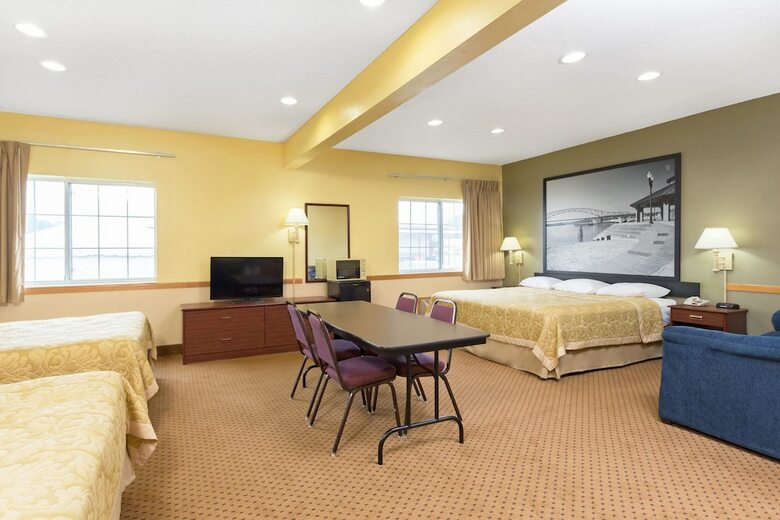 Motel Super 8 By Wyndham Osage