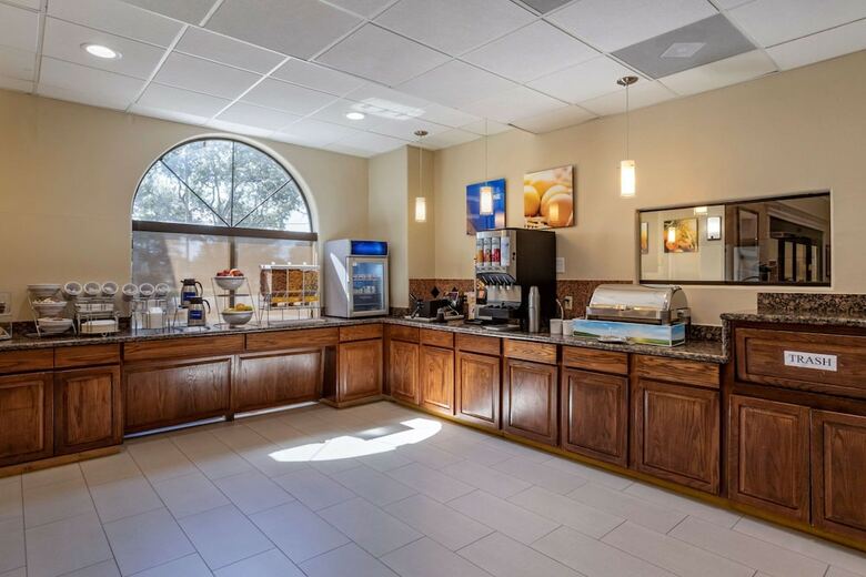 Hotel Comfort Suites Near Texas Medical Center - Nrg Stadium