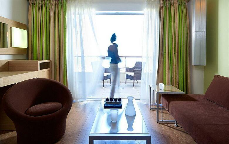 Hotel Minoa Palace Resort & Spa