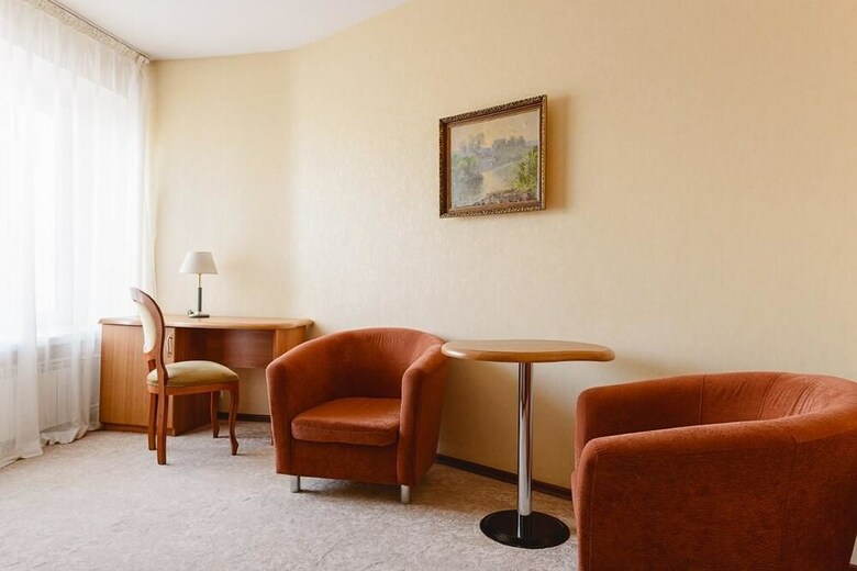 Hotel Oktyabrskaya