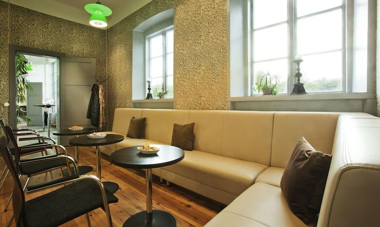 Hotel �keshofs Slott
