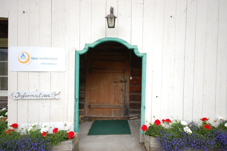 Hostal Sjoa Hostel