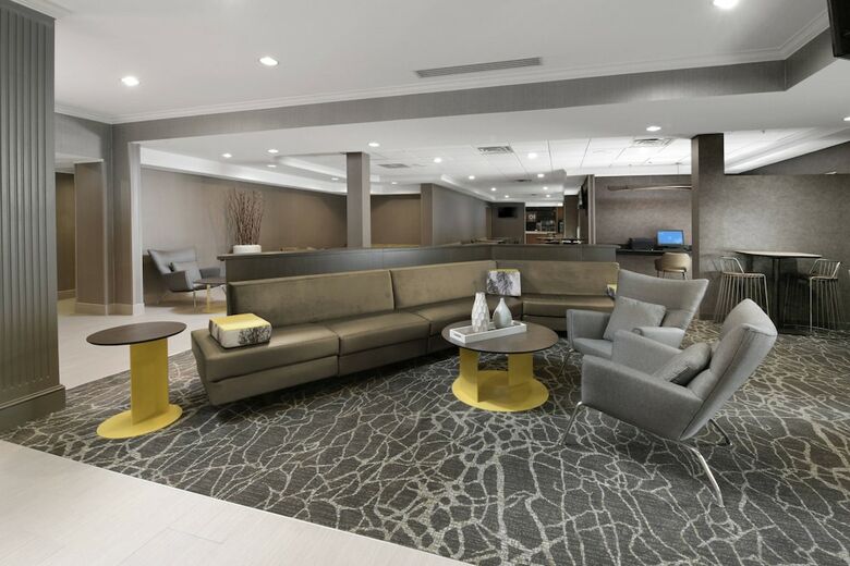 Hotel Springhill Suites By Marriott Dallas Addison/quorum Drive