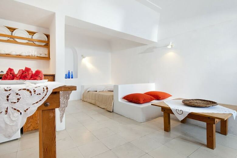 Aparthotel Krokos Villas