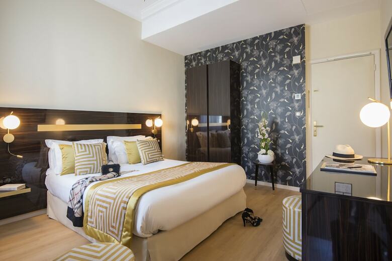 Hotel H�tel Carlton
