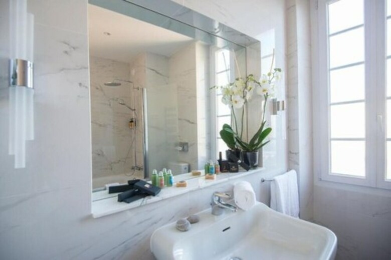 Hotel H�tel Carlton