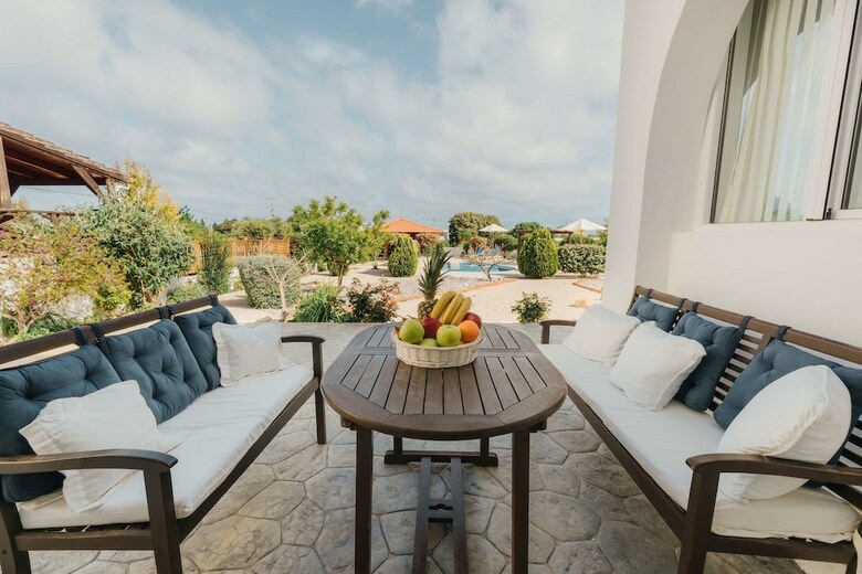 Apartamentos Gennadi Dreams Holiday Villa