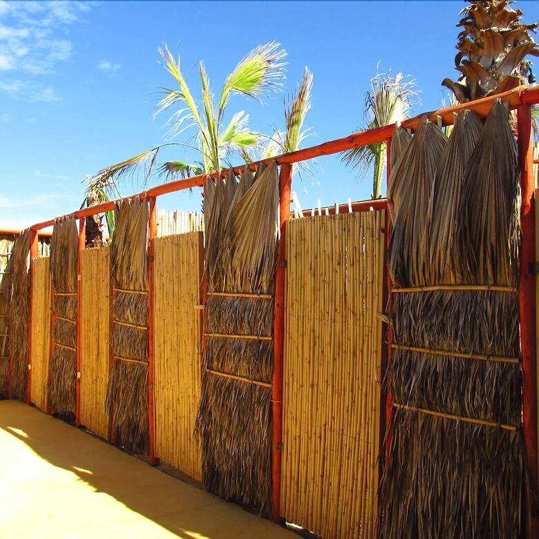 Hostal Mayan Village Beach Front Hotel