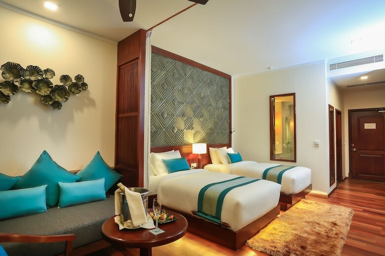 Hotel The Privilege Floor By Lotus Blanc