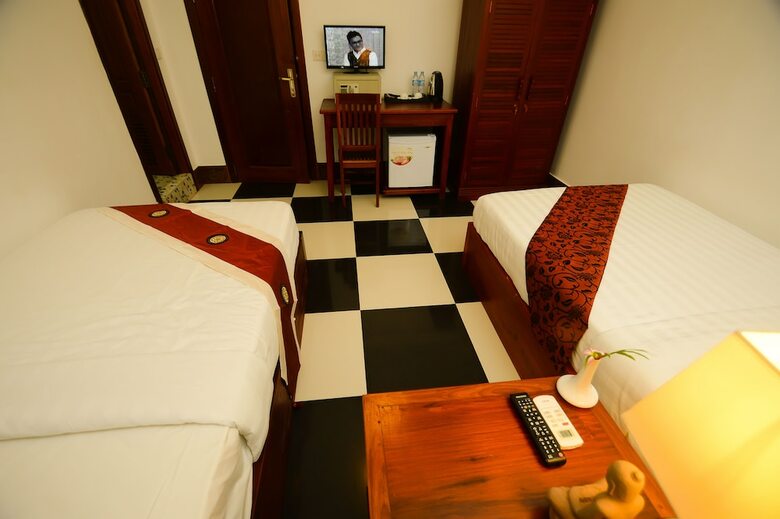 Hotel Overflow Guesthouse