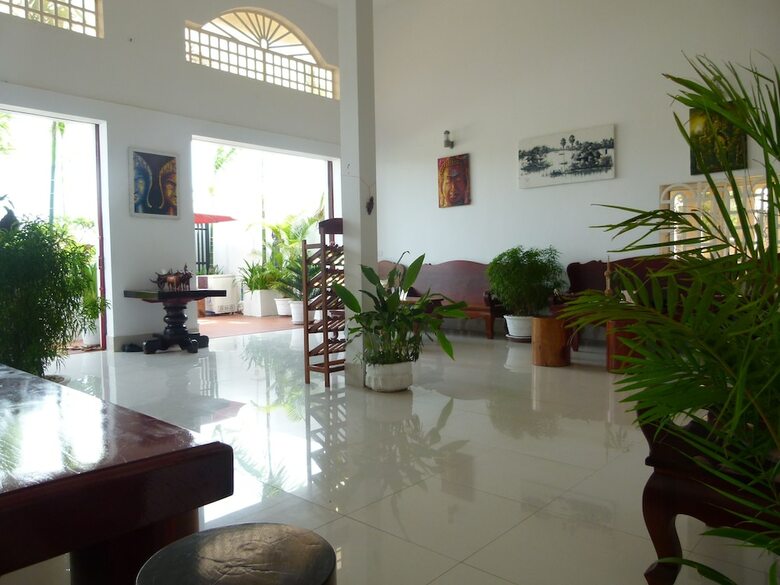 Hotel Overflow Guesthouse