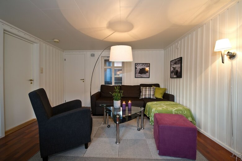 Enter Troms� Apartments