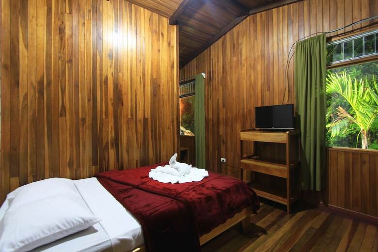 Posada Santa Elena Hostel Resort