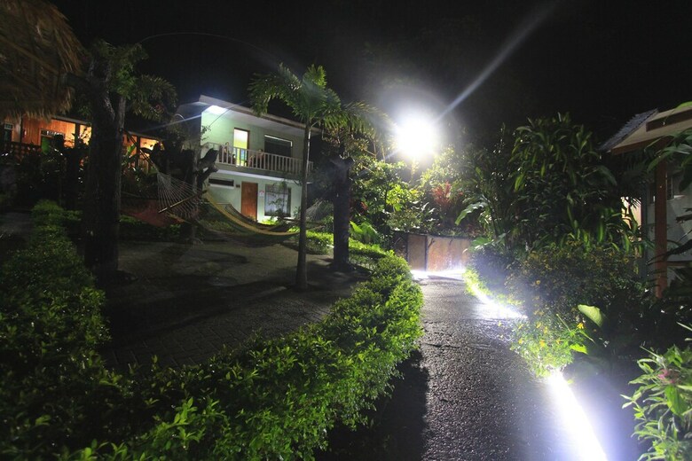 Posada Santa Elena Hostel Resort
