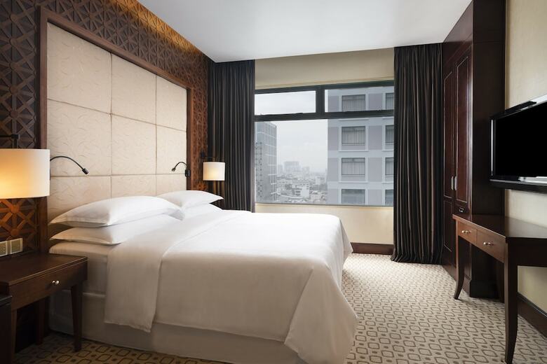 Sheraton Saigon Hotel & Towers