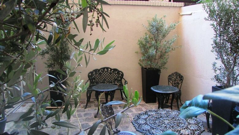 Residence Hoteliere Champ de Mars