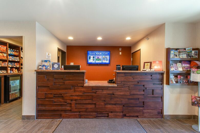 My Place Hotel-grand Forks, Nd