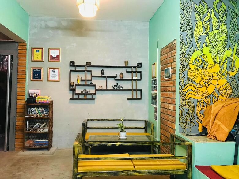 Hostal Warm Bed Hostel