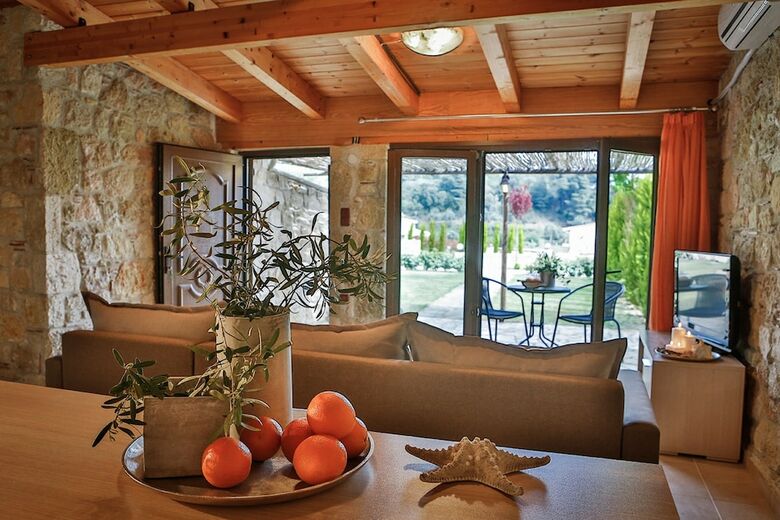 Aparthotel Nefeli Villas And Suites