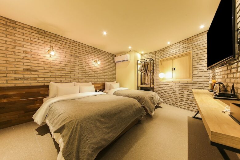 Kaya Latree Hotel