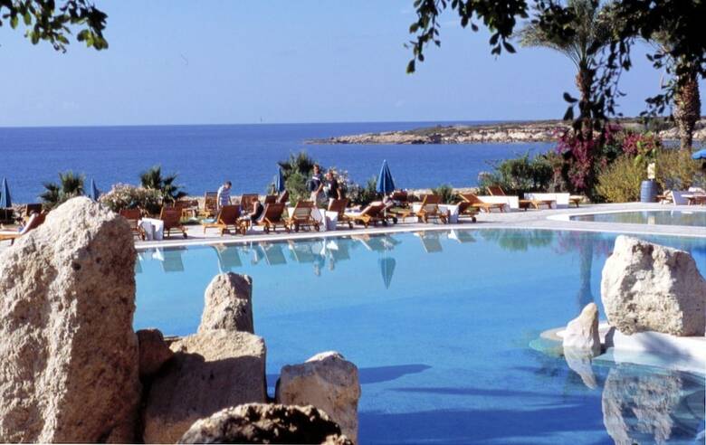Coral Beach Hotel And Resort