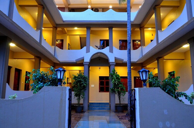 Hotel Garima Of Mandrem