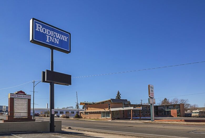 Motel Rodeway Inn