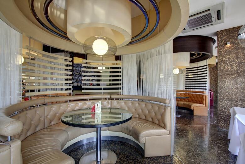 Izmailovo Alfa Hotel