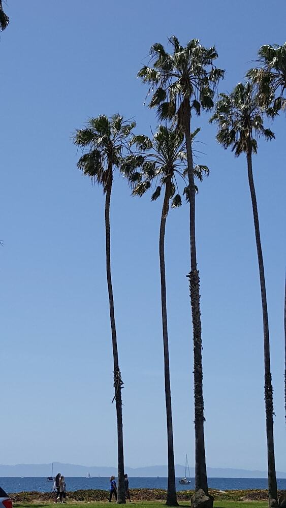 Pacific Crest Hotel Santa Barbara